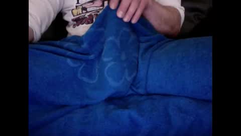 Snapshot of noxu2909 chatting on 01-22-25, 10:18 Noxukau online show from 01-22-25, 10:18