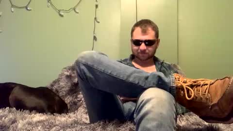 Snapshot of nsy57528 chatting on 10-27-25, 12:15 nsy57528 online show from 10-27-25, 12:15