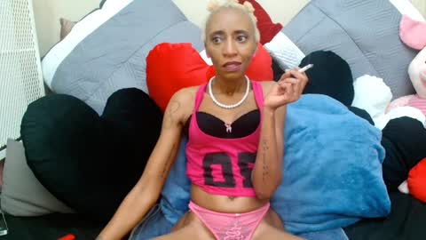 Nubiangiggles online show from 03-11-25, 09:59