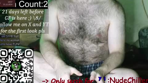 Snapshot of nudechiller chatting on 12-31-24, 06:57 Vinz... online show from 12-31-24, 06:57