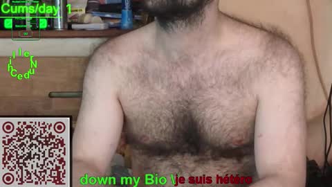 Snapshot of nudechiller chatting on 03-25-26, 10:21 Vinz... online show from 03-25-26, 10:21