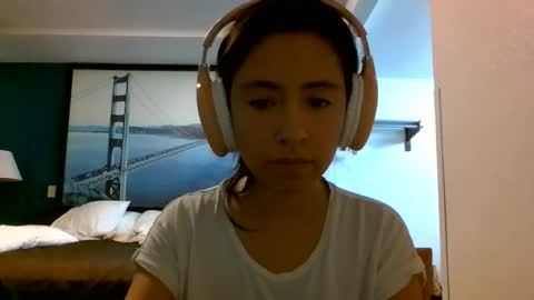 Snapshot of nudecosmetics chatting on 10-21-25, 05:19 Gigi Bloom online show from 10-21-25, 05:19