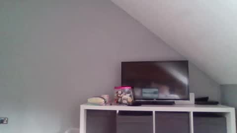 Alice  Nudgeman online show from 09-28-25, 09:03