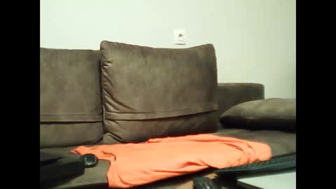 Snapshot of nudist_man chatting on 03-01-25, 05:16 Milen online show from 03-01-25, 05:16