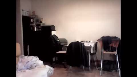 Snapshot of nudista79 chatting on 10-22-25, 03:56 nudista online show from 10-22-25, 03:56