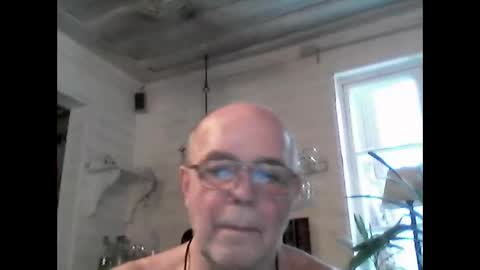 Snapshot of nudistjavist chatting on 01-09-25, 01:24 Haky online show from 01-09-25, 01:24