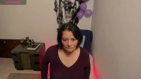 nuit_rose online show from 11-02-25, 12:02