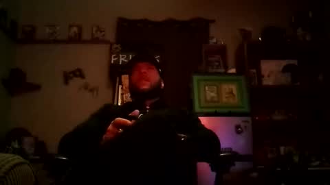 Snapshot of number1dad_ chatting on 01-24-25, 04:59 Awwwww Hey Sweetie Pies. Welcome To The Sweetie Pie Lounge. Enjoy The Dad-Cast. SweetCorny Fun-loving Dad Talk. online show from 01-24-25, 04:59