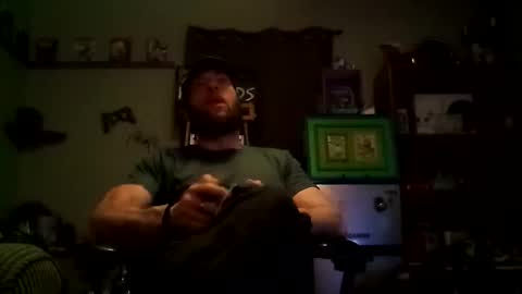 Snapshot of number1dad_ chatting on 02-04-25, 04:05 Awwwww Hey Sweetie Pies. Welcome To The Sweetie Pie Lounge. Enjoy The Dad-Cast. SweetCorny Fun-loving Dad Talk. online show from 02-04-25, 04:05