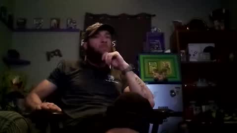 Snapshot of number1dad_ chatting on 03-03-25, 02:36 Awwwww Hey Sweetie Pies. Welcome To The Sweetie Pie Lounge. Enjoy The Dad-Cast. SweetCorny Fun-loving Dad Talk. online show from 03-03-25, 02:36