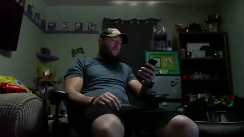 Snapshot of number1dad_ chatting on 09-23-25, 02:53 Awwwww Hey Sweetie Pies. Welcome To The Sweetie Pie Lounge. Enjoy The Dad-Cast. SweetCorny Fun-loving Dad Talk. online show from 09-23-25, 02:53