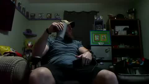 Snapshot of number1dad_ chatting on 09-26-25, 03:54 Awwwww Hey Sweetie Pies. Welcome To The Sweetie Pie Lounge. Enjoy The Dad-Cast. SweetCorny Fun-loving Dad Talk. online show from 09-26-25, 03:54