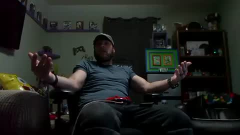 Snapshot of number1dad_ chatting on 09-28-25, 08:31 Awwwww Hey Sweetie Pies. Welcome To The Sweetie Pie Lounge. Enjoy The Dad-Cast. SweetCorny Fun-loving Dad Talk. online show from 09-28-25, 08:31