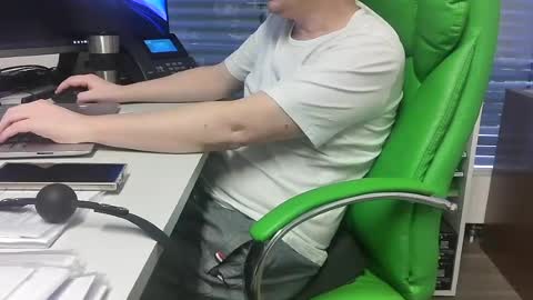 Snapshot of numlove chatting on 06-26-26, 10:08 Slave for Mistress and Master online show from 06-26-26, 10:08