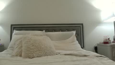 Snapshot of nursekittyslut chatting on 01-13-25, 01:34 nursekittyslut online show from 01-13-25, 01:34