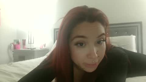 Snapshot of nursekittyslut chatting on 01-22-25, 01:10 nursekittyslut online show from 01-22-25, 01:10