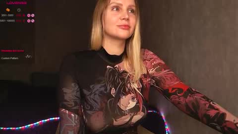 Snapshot of nutcrewlove chatting on 11-09-25, 06:28 WEELCOMEEEEEEEEEE online show from 11-09-25, 06:28