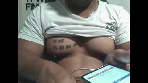 nuumaalii11 online show from 09-11-25, 12:05