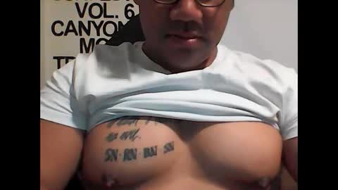 nuumaalii11 online show from 09-24-25, 06:00