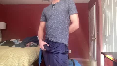 Snapshot of nyc2100 chatting on 02-05-25, 04:58 Your HOTBF online show from 02-05-25, 04:58