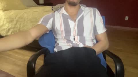 Snapshot of nyc2100 chatting on 02-08-25, 05:18 Your HOTBF online show from 02-08-25, 05:18