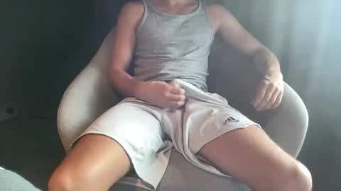 Snapshot of nyc2100 chatting on 10-13-25, 11:54 Your HOTBF online show from 10-13-25, 11:54