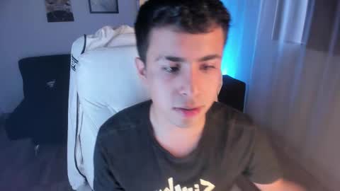 Snapshot of nyko_ds chatting on 10-07-25, 08:39 nyko_ds online show from 10-07-25, 08:39