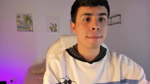 Snapshot of nyko_ds chatting on 10-22-25, 03:40 nyko_ds online show from 10-22-25, 03:40