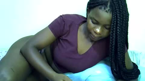 Snapshot of nyla_shal chatting on 04-25-26, 04:48 Shalvin online show from 04-25-26, 04:48