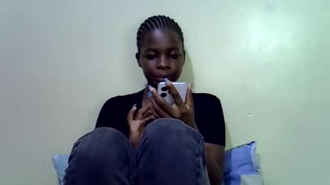 Snapshot of nyla_shal chatting on 05-17-26, 10:44 Shalvin online show from 05-17-26, 10:44
