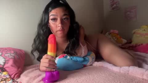 Snapshot of nylasinns chatting on 05-15-26, 02:18 nylasinns online show from 05-15-26, 02:18