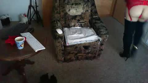 Snapshot of nyloniasau chatting on 02-23-26, 06:55 Strumpfhose online show from 02-23-26, 06:55