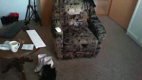 Snapshot of nyloniasau chatting on 03-16-26, 05:35 Strumpfhose online show from 03-16-26, 05:35