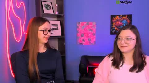 Mira online show from 04-22-26, 03:35