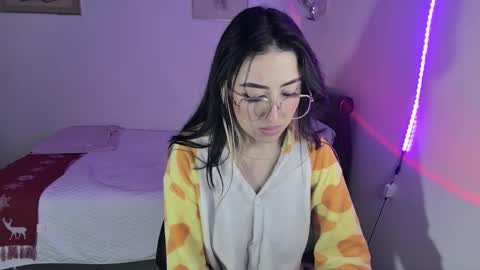 Snapshot of nymph_frida chatting on 12-09-24, 12:30 Frida online show from 12-09-24, 12:30