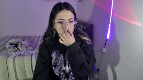 Snapshot of nymph_frida chatting on 02-11-25, 09:09 Frida online show from 02-11-25, 09:09