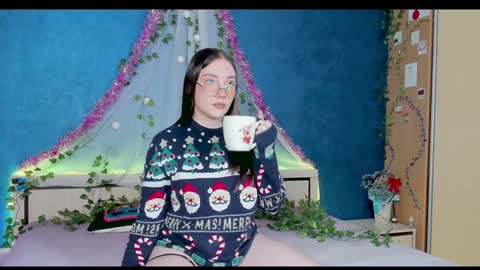 Snapshot of nymphalean chatting on 12-24-24, 08:38 Kat online show from 12-24-24, 08:38