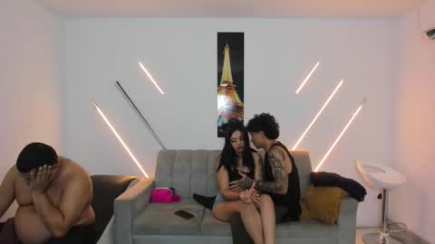 Snapshot of nympho_nathy_sophi chatting on 02-15-26, 01:41 nympho_nathy_sophi online show from 02-15-26, 01:41