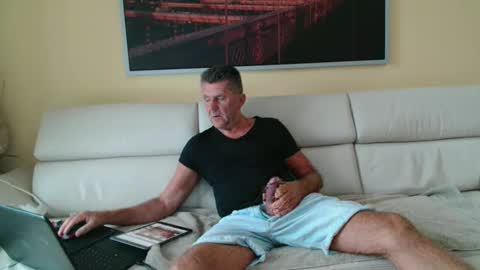 Marc online show from 10-02-25, 05:58