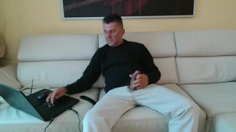 Marc online show from 10-06-25, 05:38