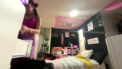 nymphomaticbaby online show from 01-18-26, 03:32