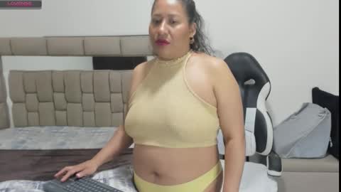 nyomi browm online show from 03-05-25, 05:50