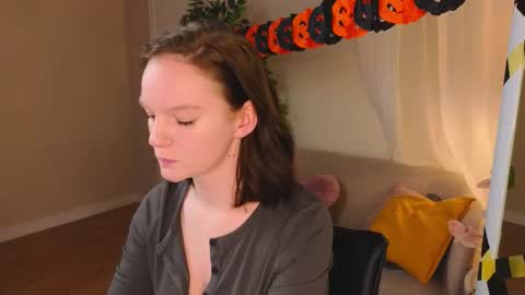 Snapshot of nytheraeclipse chatting on 10-30-25, 01:56 nytheraeclipse online show from 10-30-25, 01:56