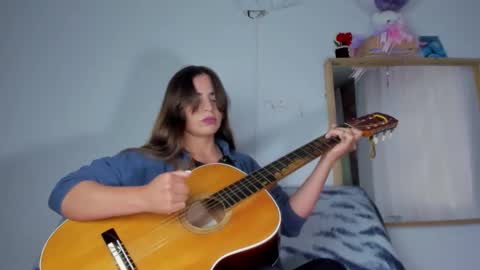 Laura nyu online show from 12-05-25, 09:00