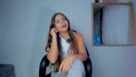 Laura nyu online show from 01-16-26, 10:36