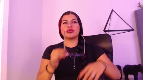 Nina  online show from 02-06-26, 12:30