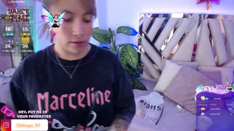 Alex   .    online show from 01-16-25, 03:34