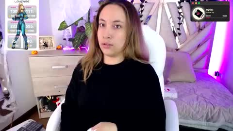 Alex   .    online show from 10-18-25, 09:37