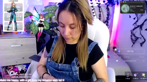 Alex   .    online show from 11-14-25, 08:51