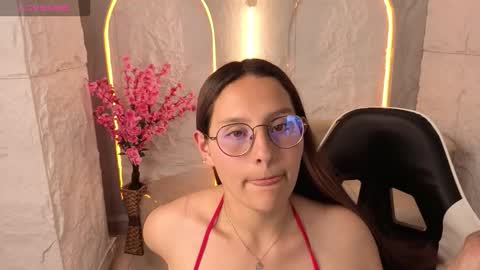 Snapshot of nyx_tamy_tx chatting on 11-11-25, 03:17 Online 800 to 1400 online show from 11-11-25, 03:17